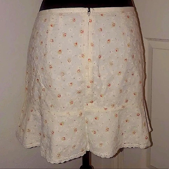 Express Mini Skirt Summer Size 5 - Picture 4 of 7